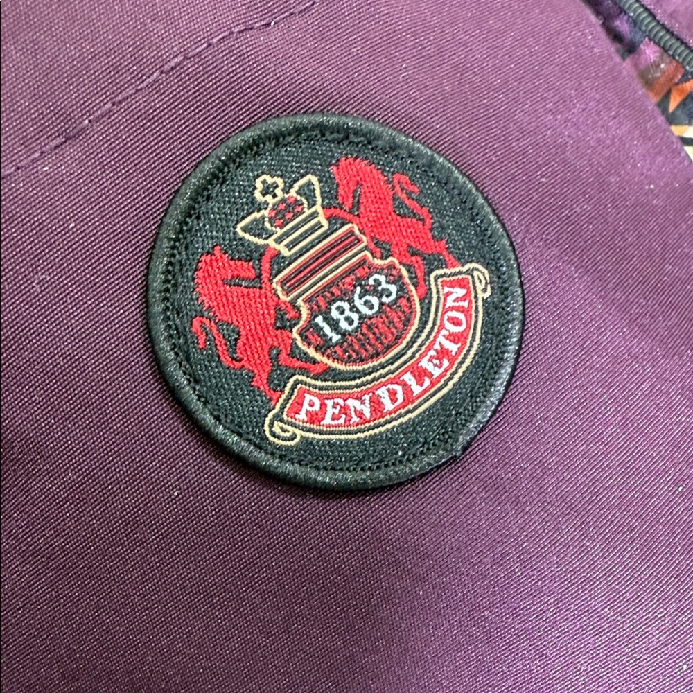 Pendleton Maroon Utility Jacket With Patterned Tr… - image 5